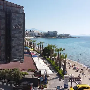 Otel Sunday, Kuşadası